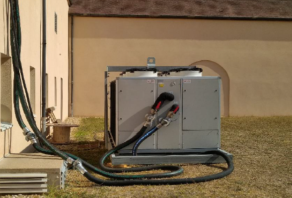 noleggio-chiller-cantina-vinicola Chiller temporano salva la produzione di Chianti