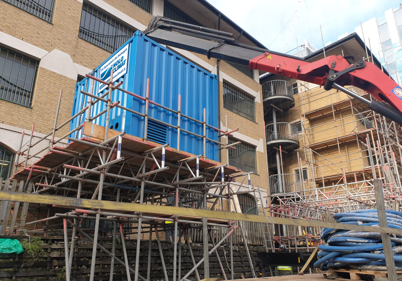 Noleggio caldaia durante la sostituzione degli impianti in un condominio