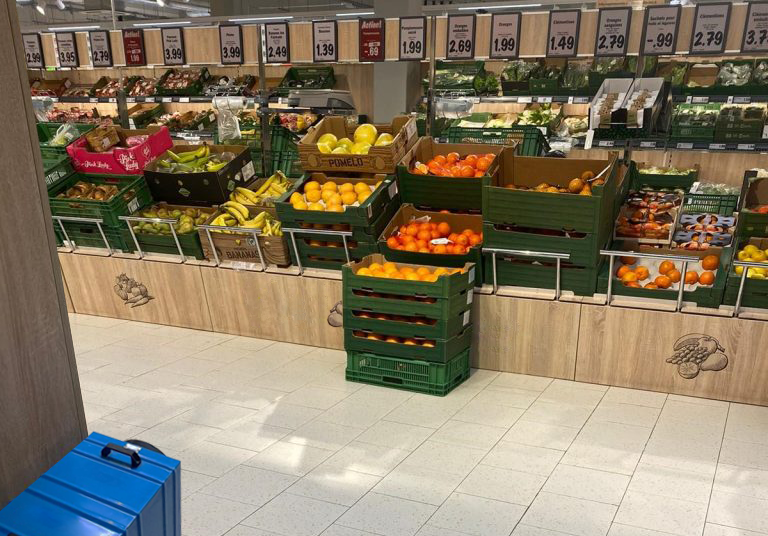 Supermercato richiede il noleggio di riscaldatori a seguito di un guasto