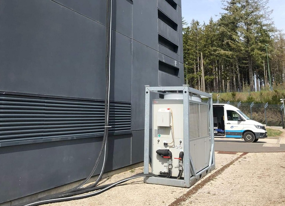 Noleggio chiller: Nolo Climat interviene contemporaneamente in due sale server