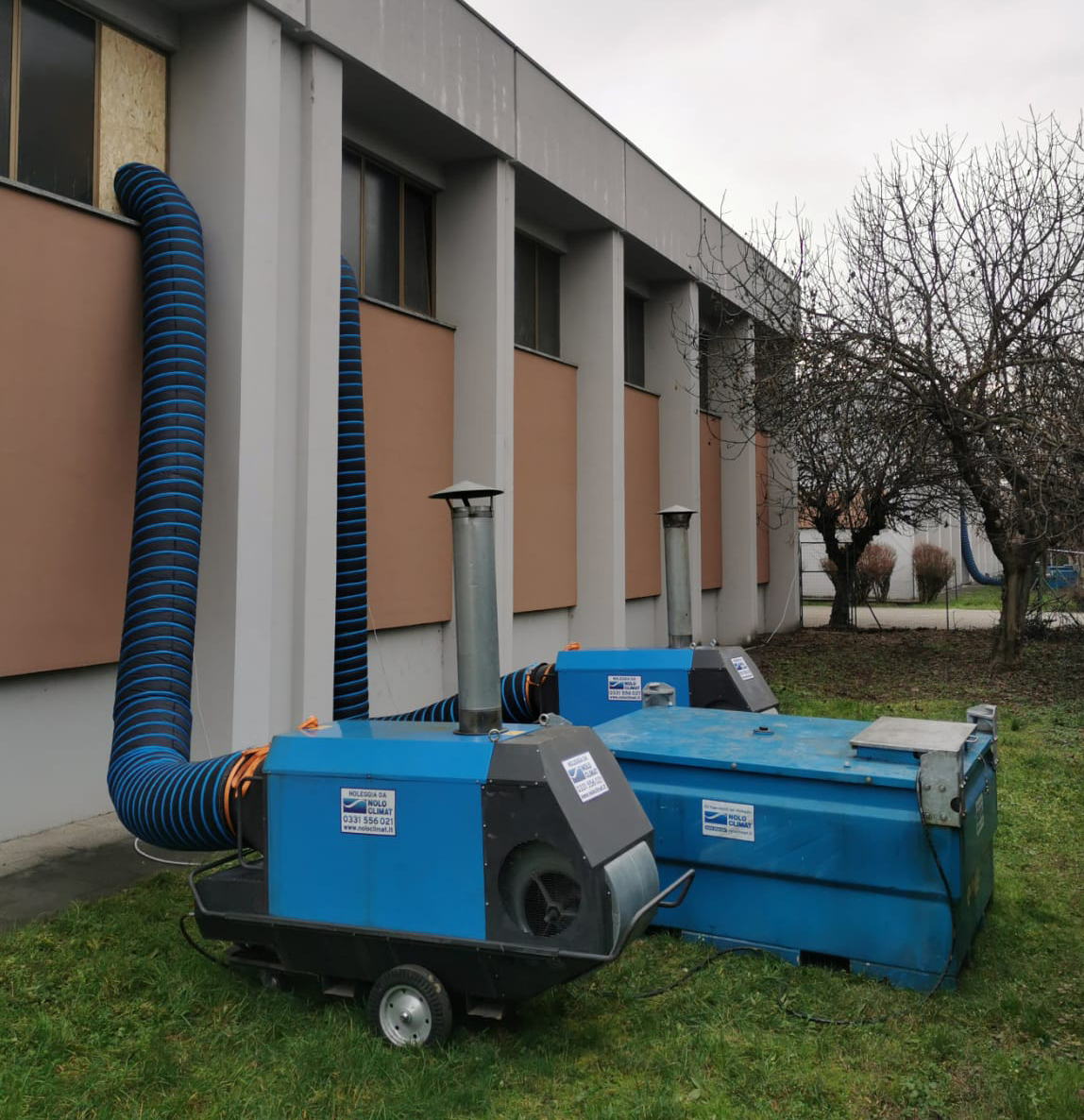 Noleggio riscaldamento ad alta capacità per le palestre di una scuola