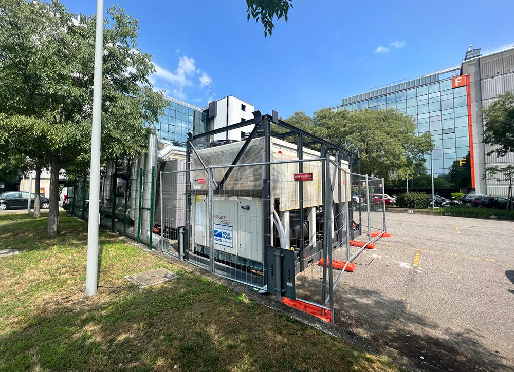Chiller Nolo Climat assiste un’azienda in un processo di raffreddamento